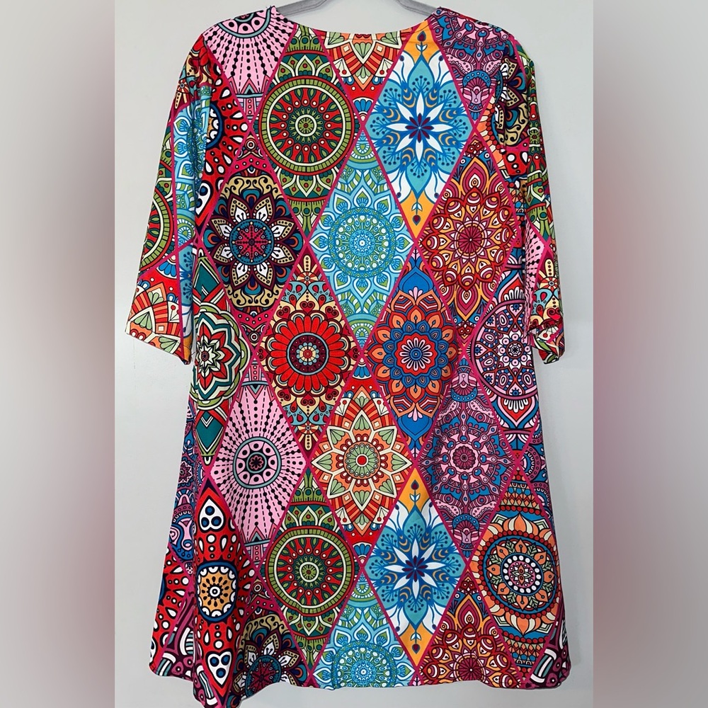 Colorful Geometric Pattern Women's Top - Picture 2 of 2